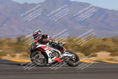 media/Feb-04-2023-SoCal Trackdays (Sat) [[8a776bf2c3]]/Turn 9 Side (130pm)/